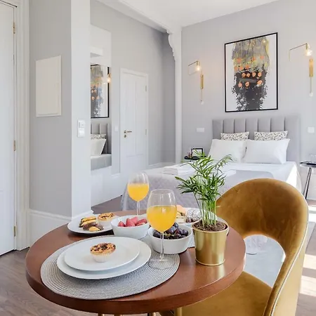 Gasthuis Plaza-charming Porto